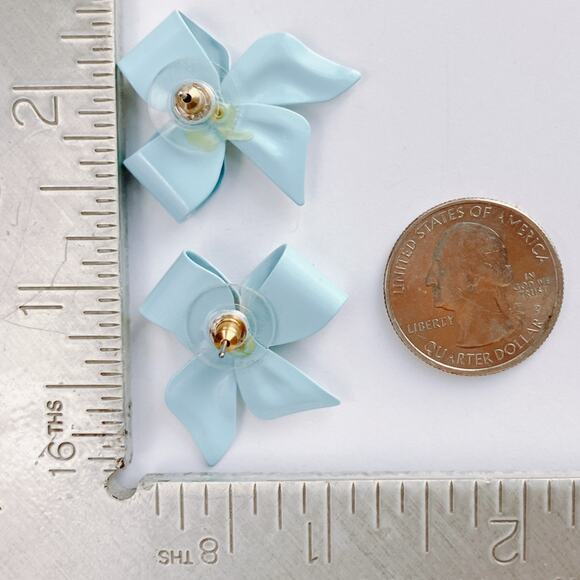 VTG Enamel Bow Earrings Aqua Blue Gold Tone Rhinestone Post Dore Style 80s-90s - Picture 10 of 12